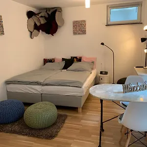  Appartamento Helle Souterrainwohnung Mit Komfort Germania
