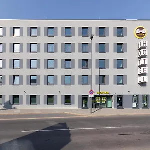 Отель B&B Hotel Neuss ***